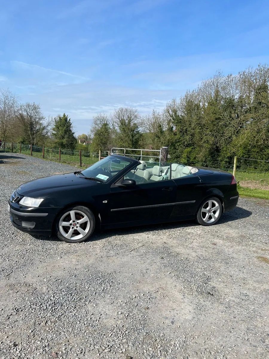 Saab 93 convertible - Image 1