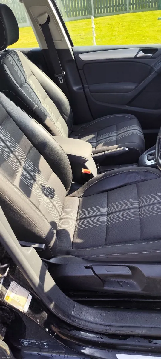 Volkswagen Golf 2012 automatic gearbox - Image 4