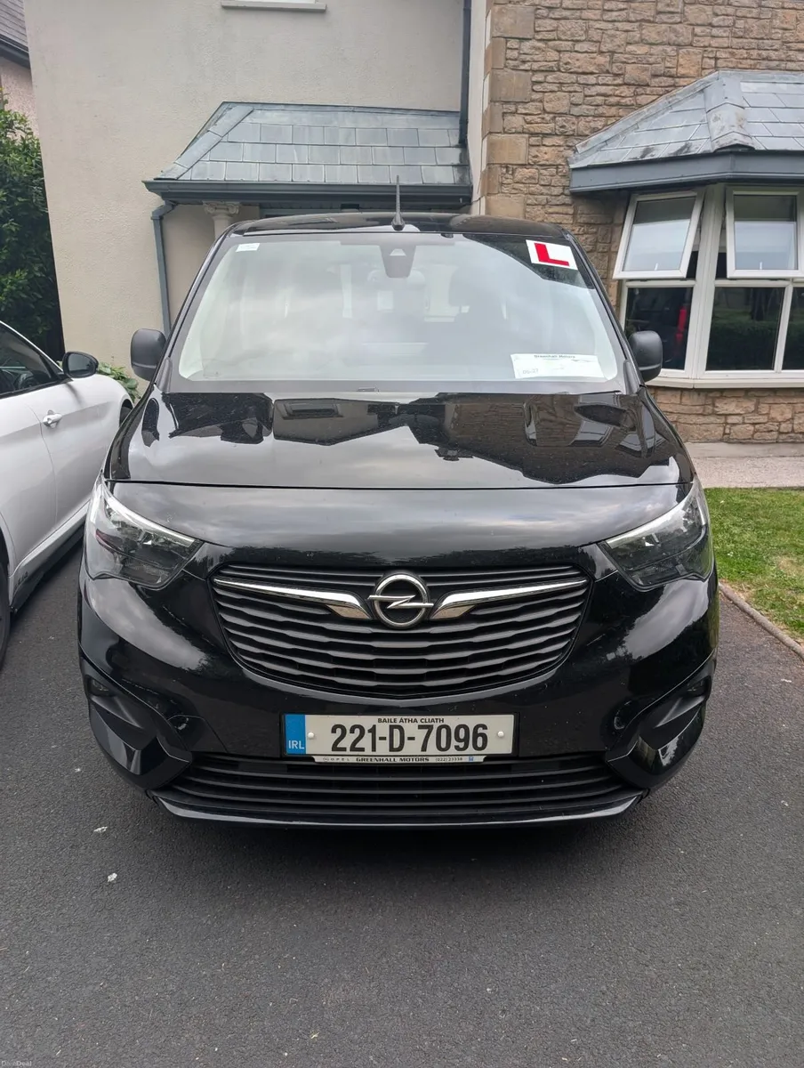 Opel Combo 2022 - Image 1