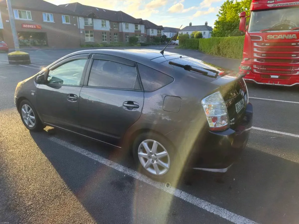Toyota Prius 2008 - Image 4