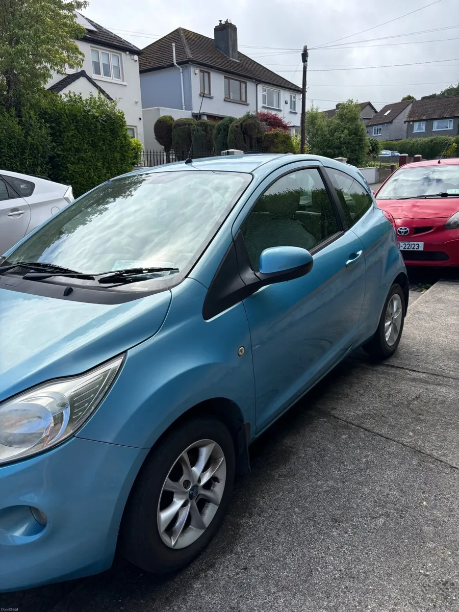 Ford KA 2010 - Image 2