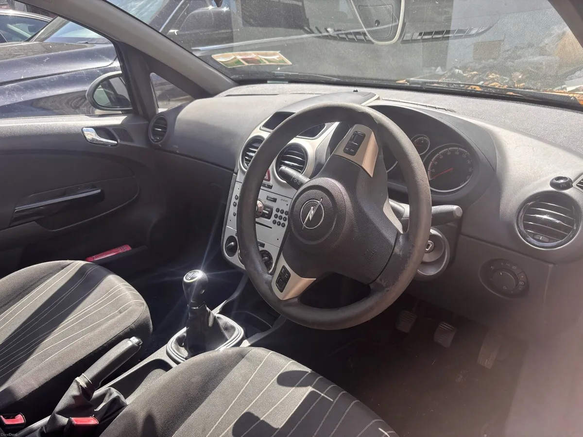 Opel corsa - Image 3