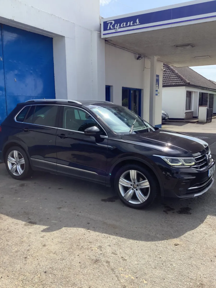 Volkswagen Tiguan 2021 - Image 4