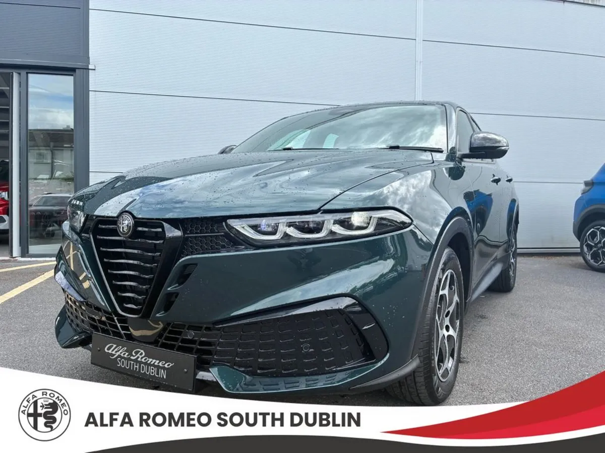 Alfa Romeo Tonale 1.5 Ibrida Auto FWD - Image 2