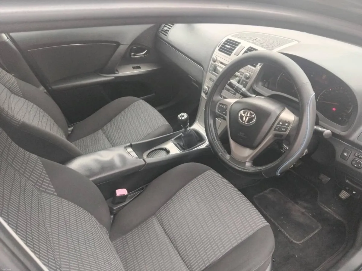 🚗🚗2011 Toyota Avensis Nct till July 2027🚗🚗Mint - Image 4