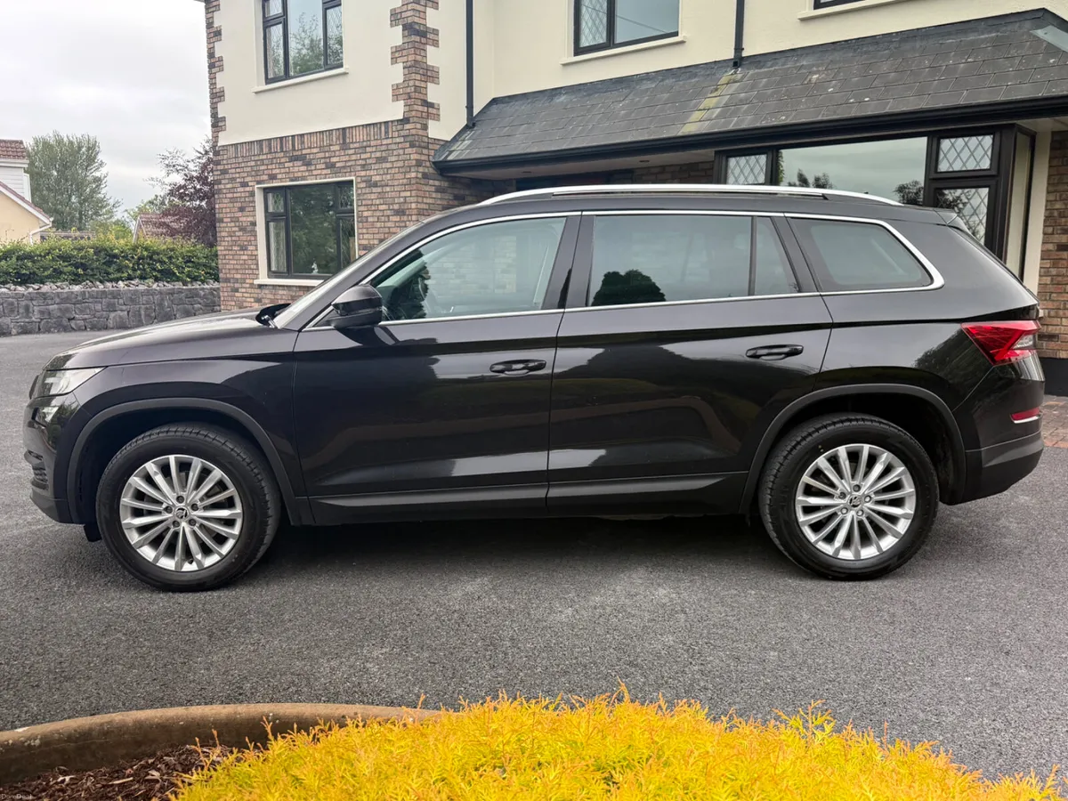 Immaculate *7 Seater* 192 Skoda Kodiaq 4x4! - Image 4