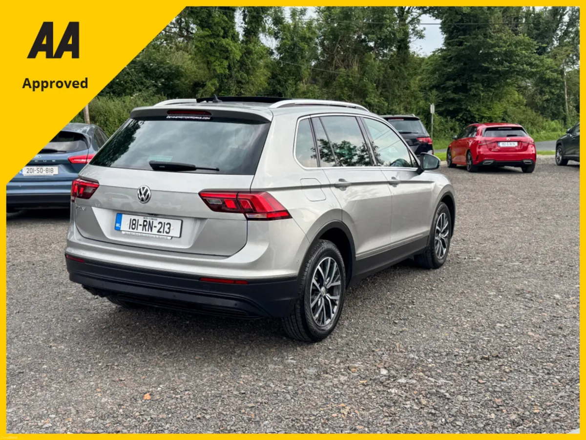 Volkswagen Tiguan 2.0 Tdi Panroof 6 speed manual - Image 5