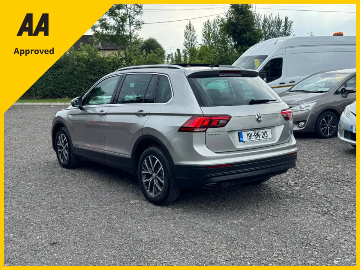 Volkswagen Tiguan 2.0 Tdi Panroof 6 speed manual - Image 3