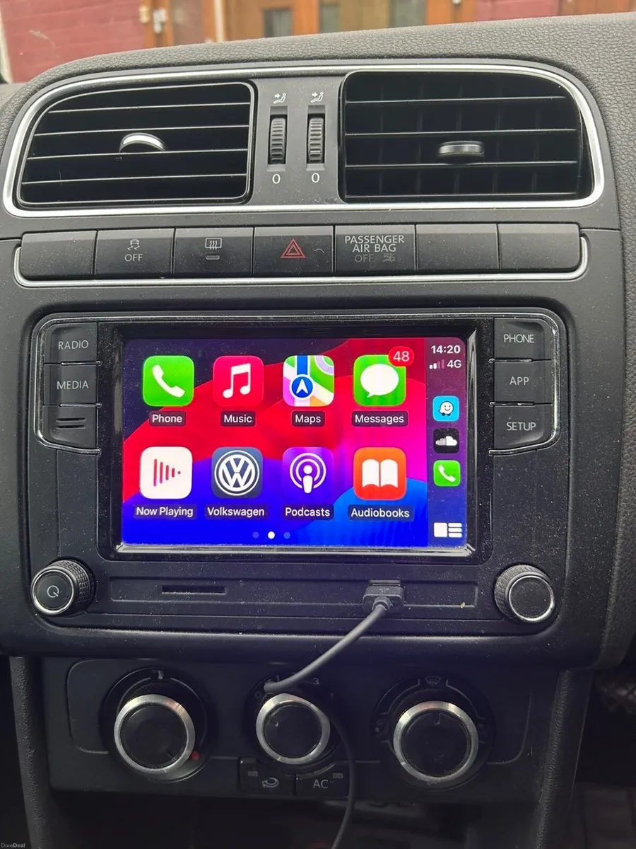 Volkswagen Polo 2014 - Image 2