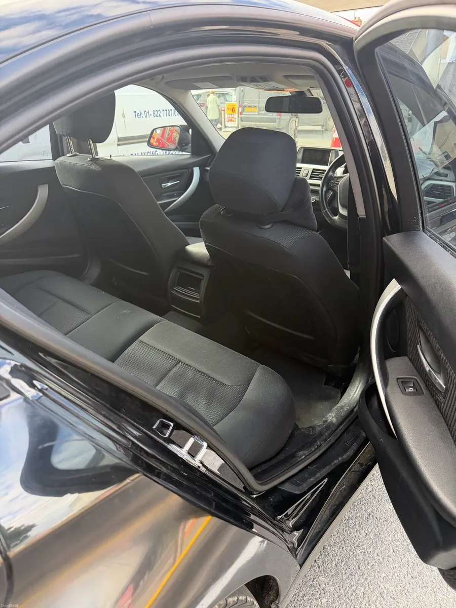 BMW f30 316D - Image 4