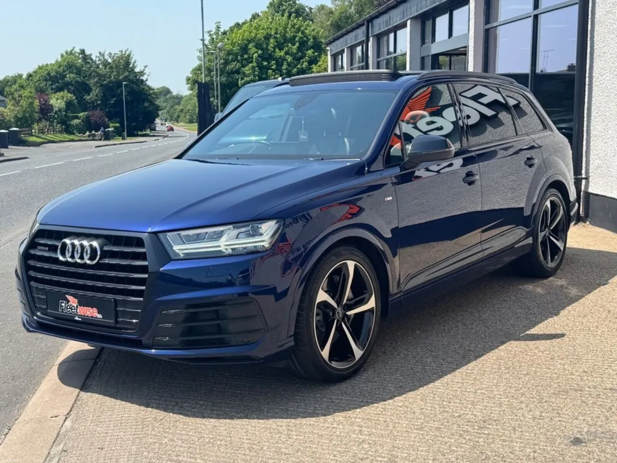 3.0 TDI V6 50 Black Edition SUV 5dr Diesel Tiptron - Image 3