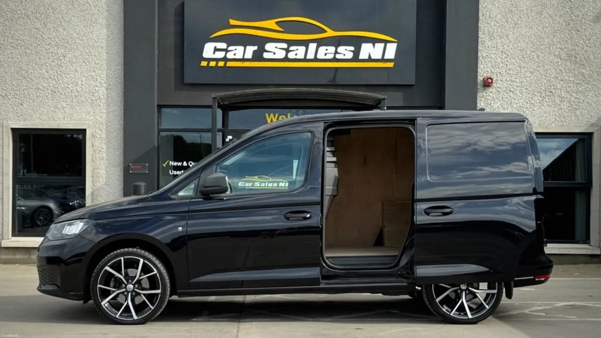 2.0 TDI C20 Commerce Plus Panel Van 5dr Diesel DSG - Image 4