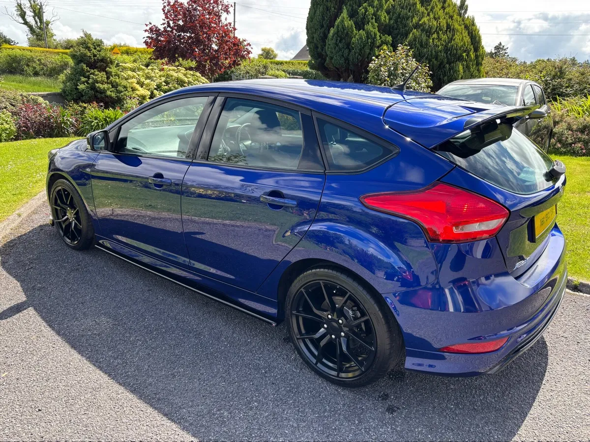 Ford Focus 2016 - Image 3