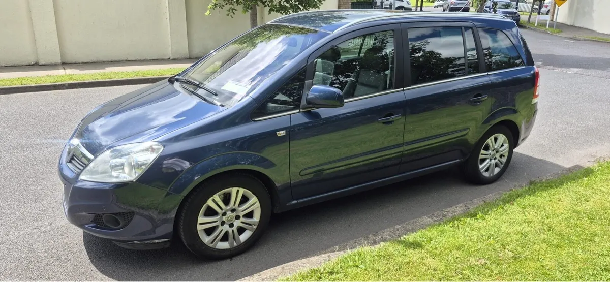 2011 Opel Zafira NCTd - 7 seater - Image 1