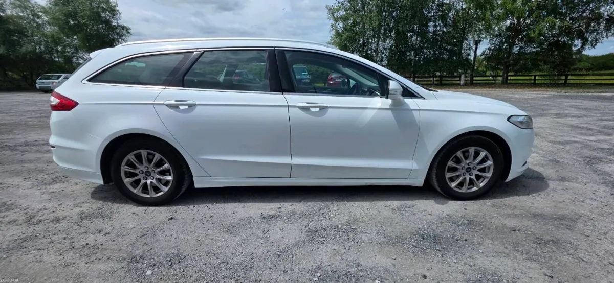 Ford mondeo - Image 2