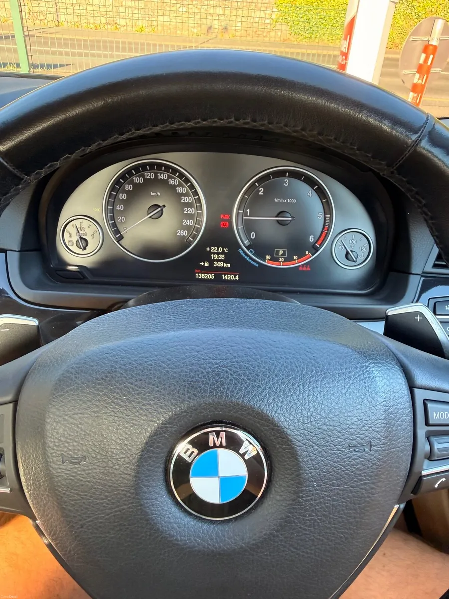 Mint Condition BMW 520 132 LCI - Image 2