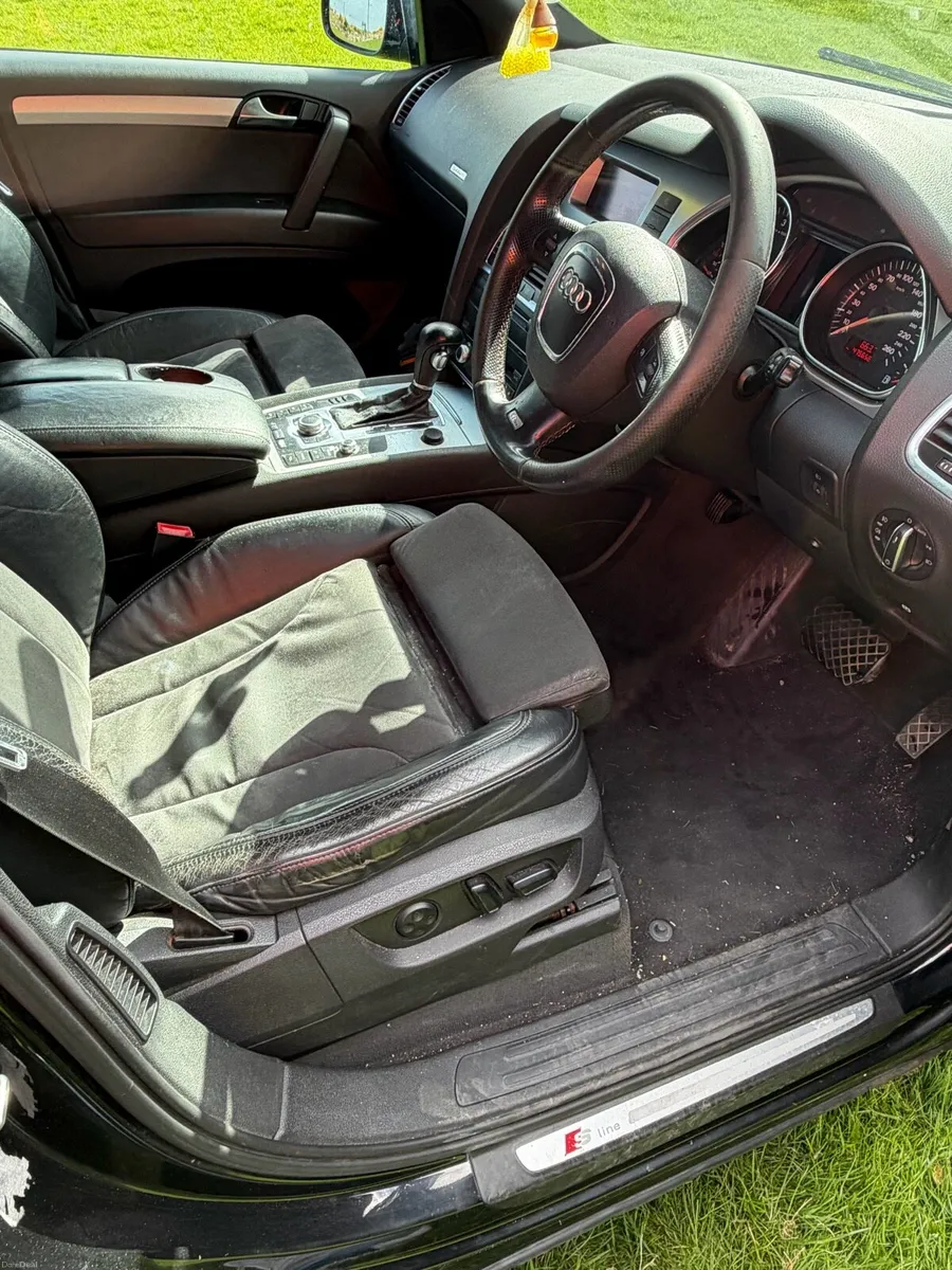 Audi Q7 - Image 4