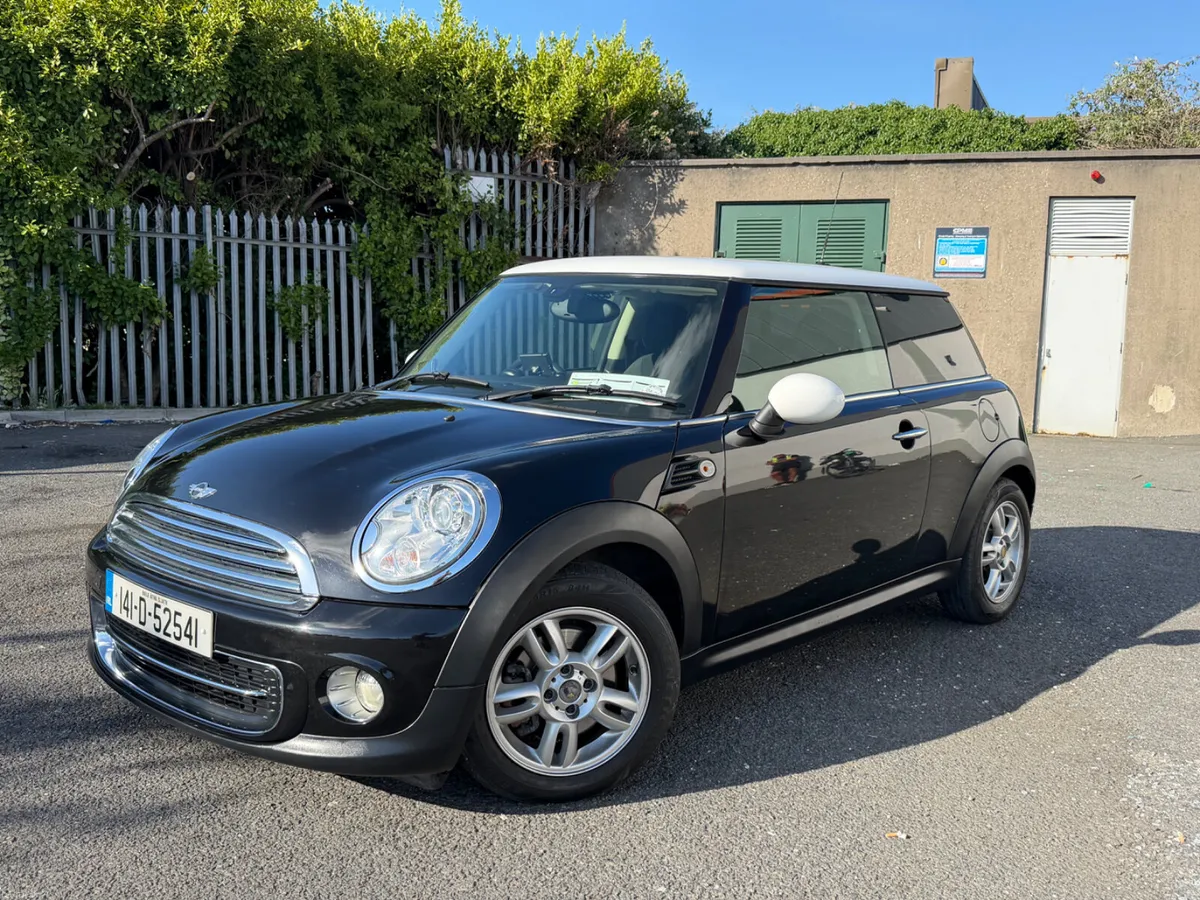 Mini Cooper 2014 Automatic - Image 1