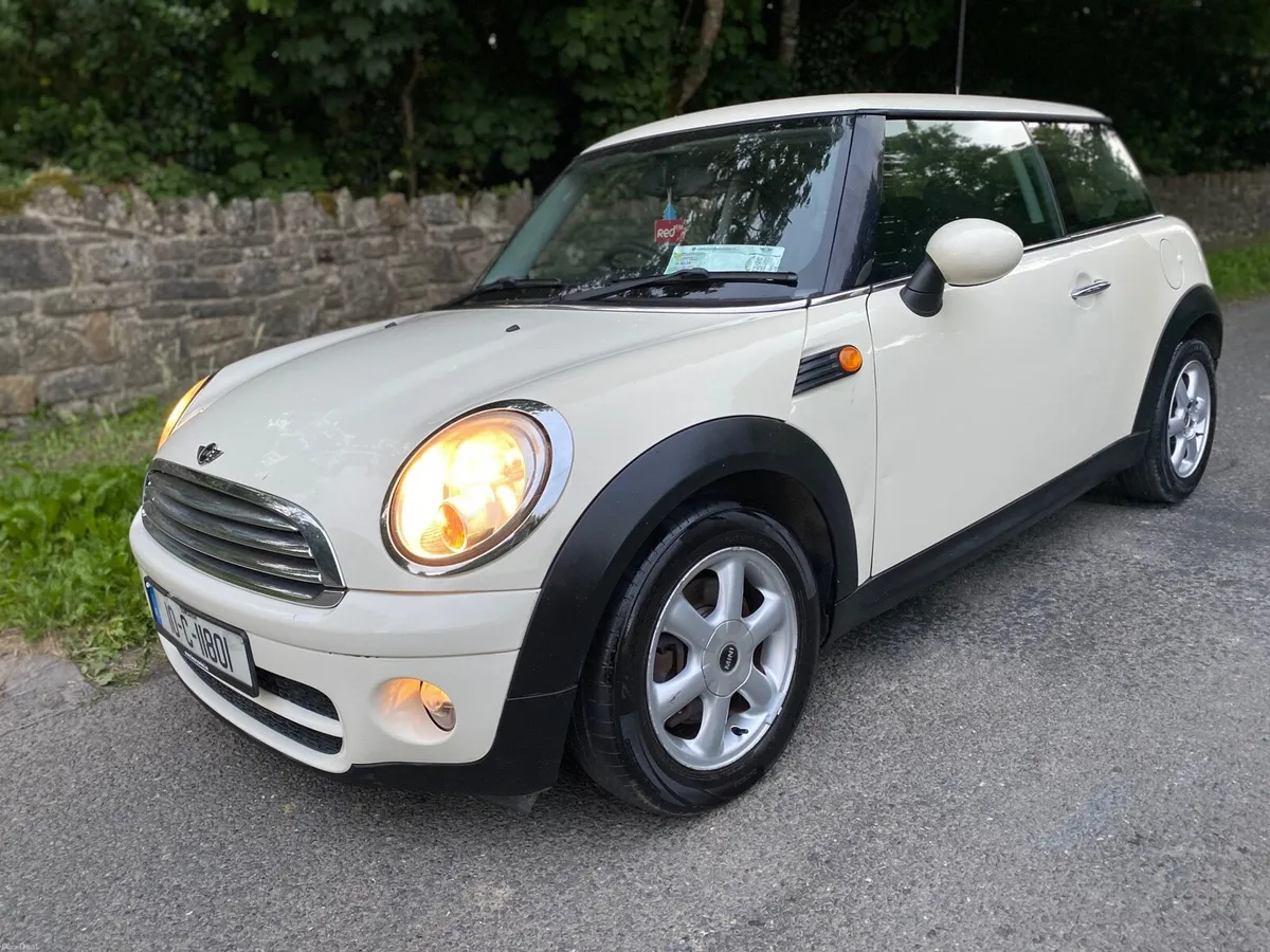 MINI COOPER 1.6 D NCT AND TAX LOW LOW KMS FSH😍 - Image 4