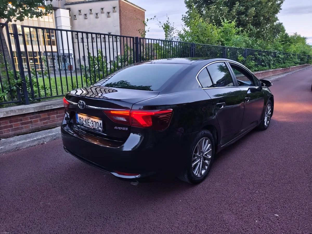 Avensis 1.6diesel new shape New NCT low kilometer - Image 3