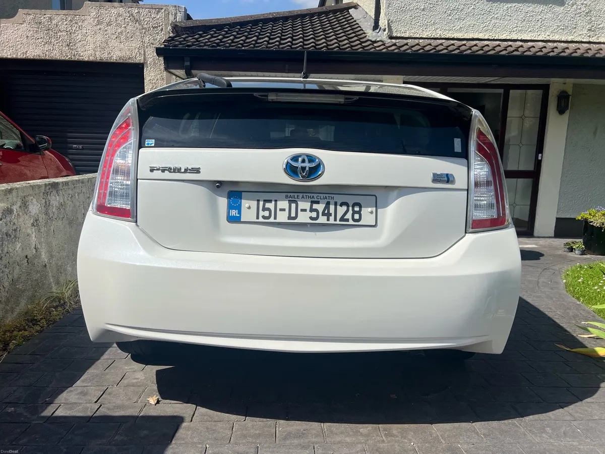 Toyota Prius - Image 4