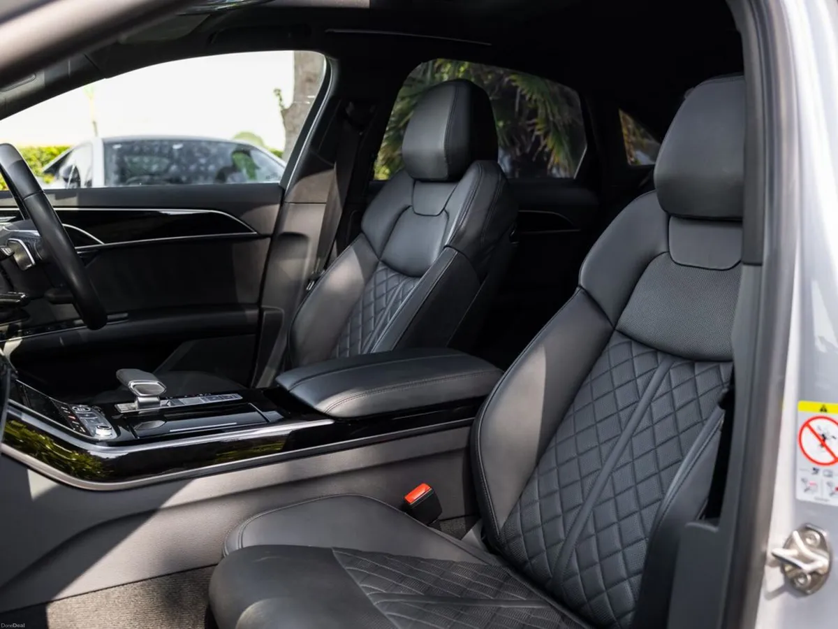 Audi A8 60 TFSI S Line Black Edition - Image 3