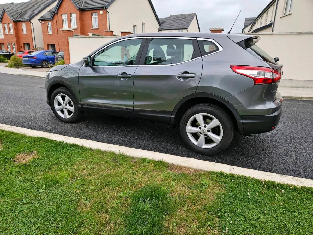 Nissan qashqai 1.5 Diesel nct 06/2027 tax 09/2026 - Image 3