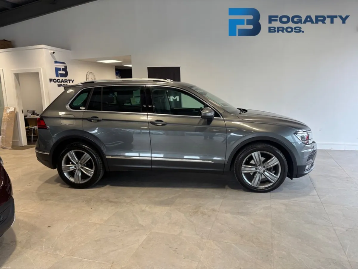 Volkswagen Tiguan 2018, HIGHLINE AUTO DSG - - Image 3