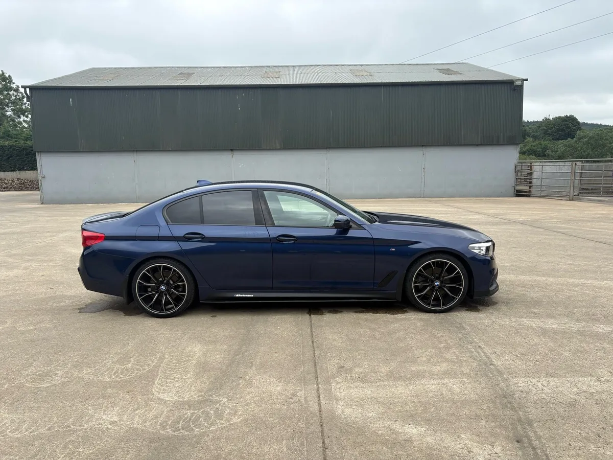 Car - Image 4