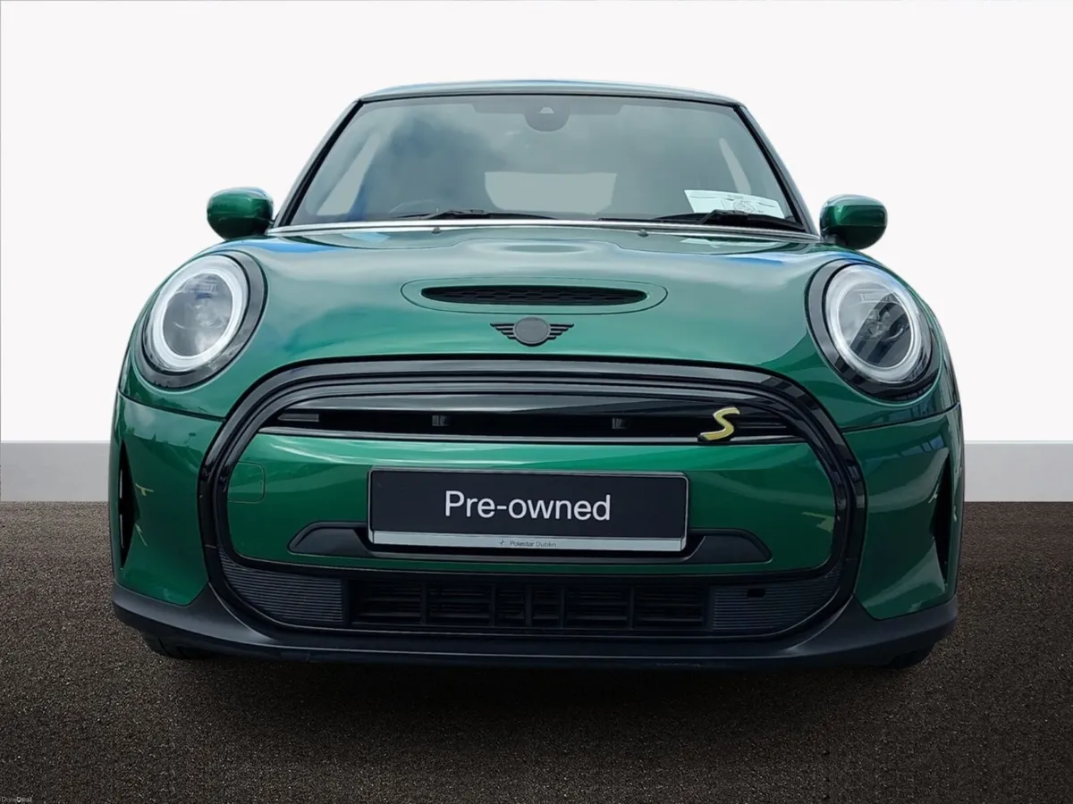 Mini Cooper 2024 - Stunning Low Mileage Mini - Image 4