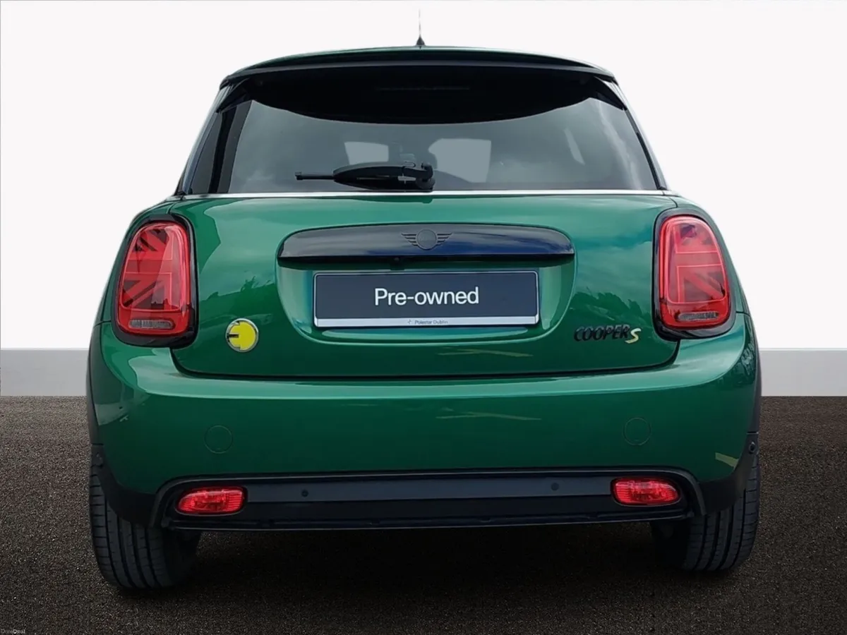Mini Cooper 2024 - Stunning Low Mileage Mini - Image 6