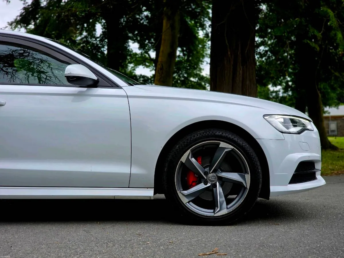 2016 Audi A6 SE S-Tronic 2.0 190hp - Image 3