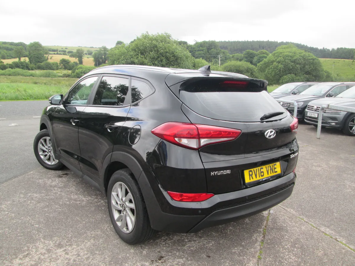2016  HYUNDAI  TUCSON  1.7  CRDI  SE  NAV  5DR - Image 5