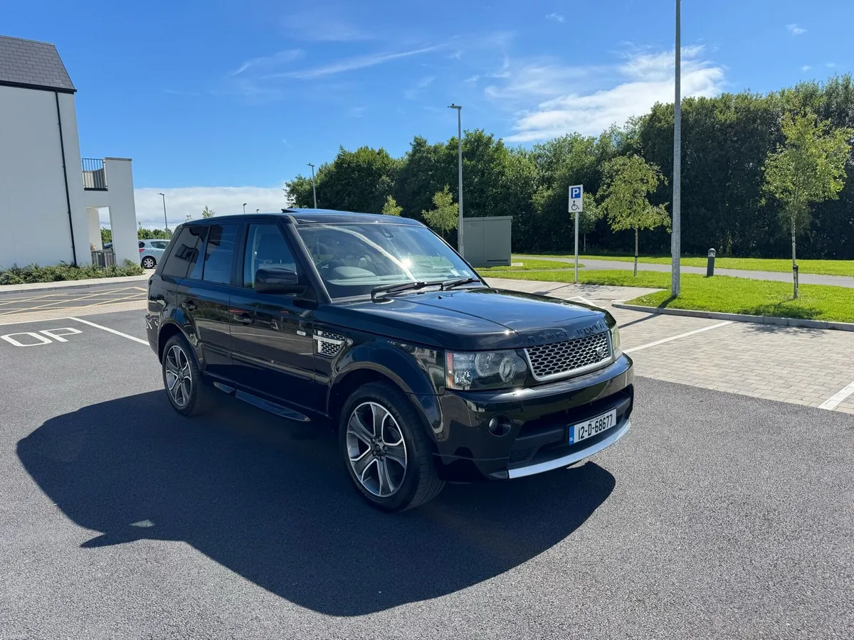 Landrover Range Rover Sport 3.0 SDV6 Autobiography - Image 3