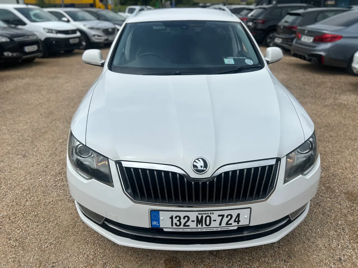Skoda Superb 2.0 TDI SE - Image 5