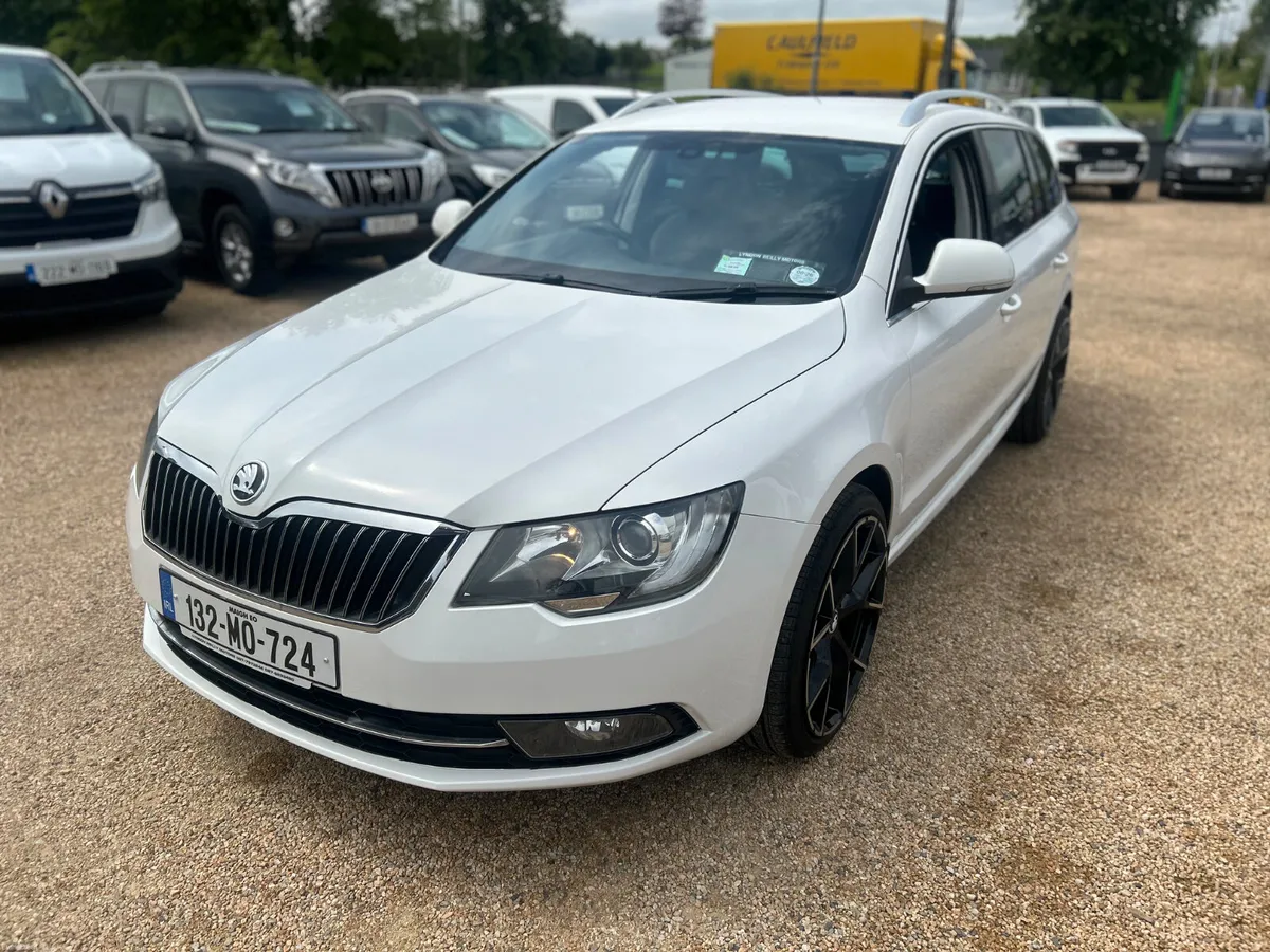 Skoda Superb 2.0 TDI SE - Image 3