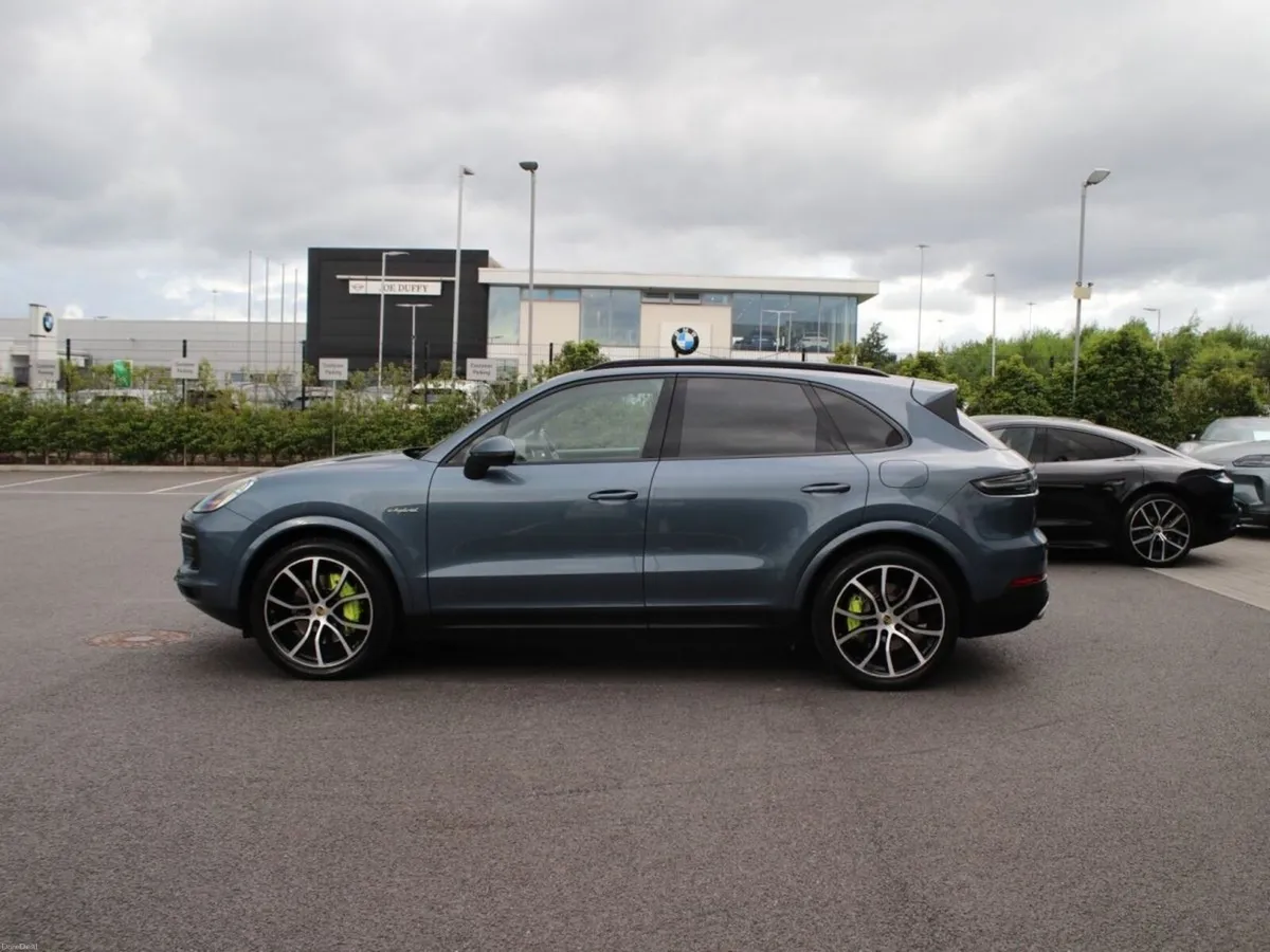 Porsche Cayenne E-Hybrid - Image 4