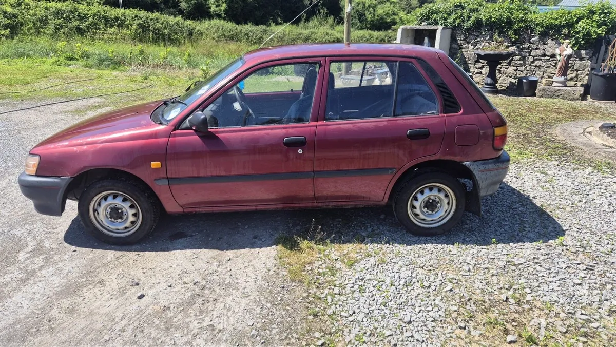 Toyota starlet - Image 3