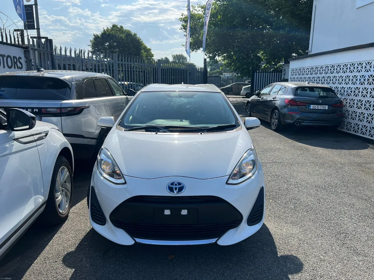 2021 TOYOTA AQUA 1.5 HYBRID - Image 3