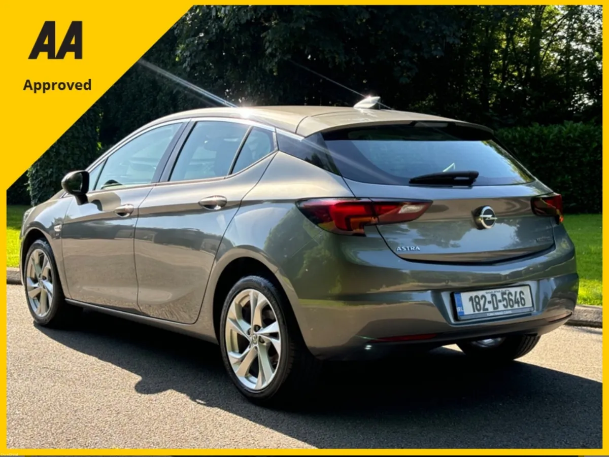 Opel Astra 1.0 T SRI + 2018 *LOW KLMS* - Image 3