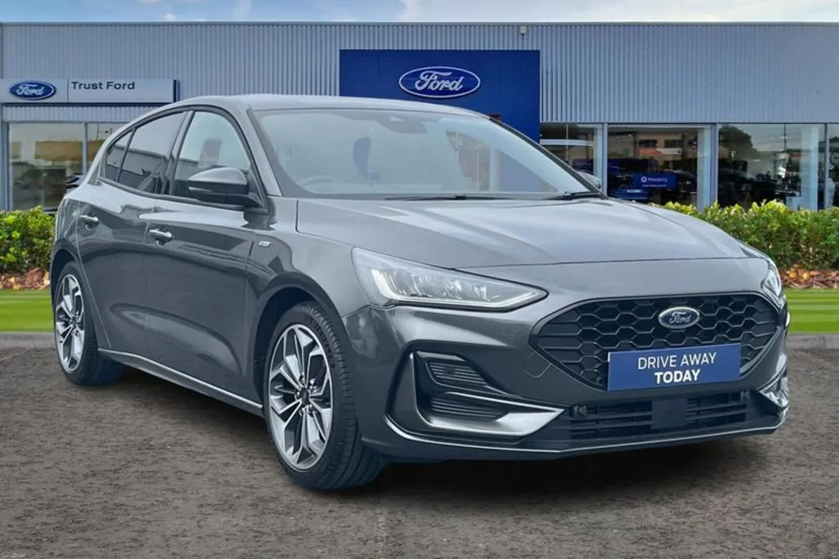Ford Focus ST-Line X - Image 1