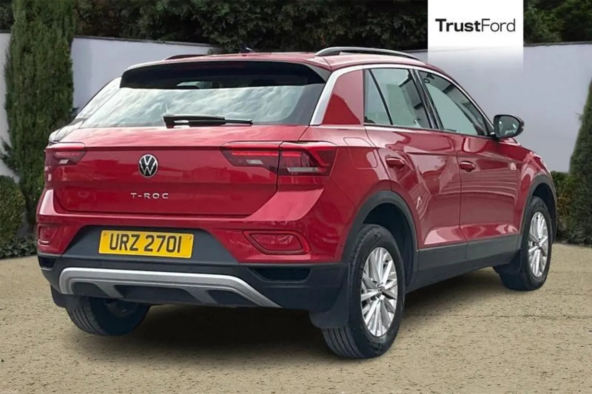 Volkswagen T-Roc Life - Image 4