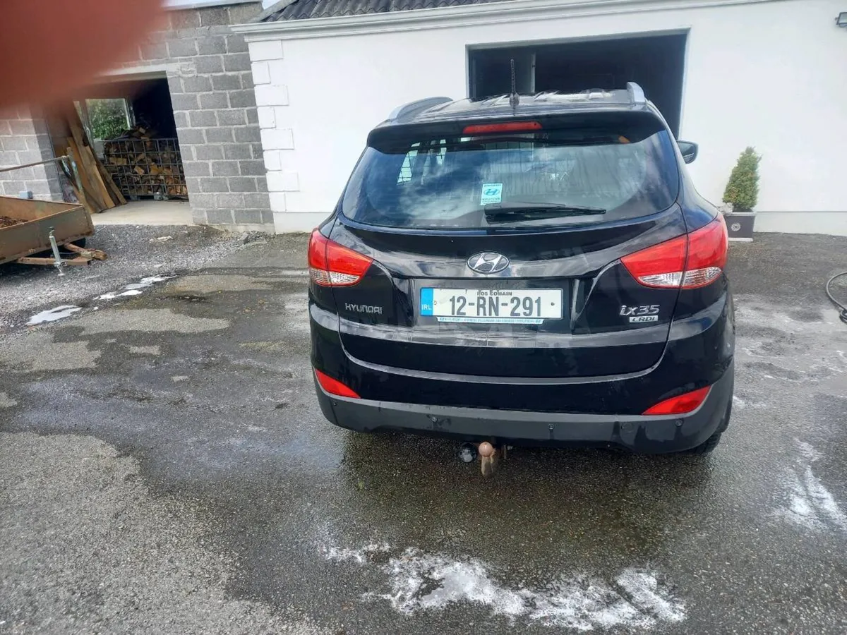 Hyundai ix35 - Image 2