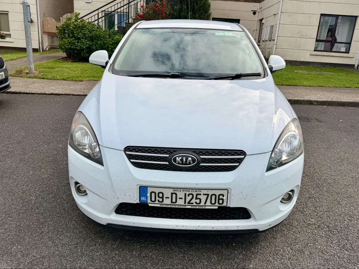 Kia pro Ceed 2009 2l diesel - Image 3