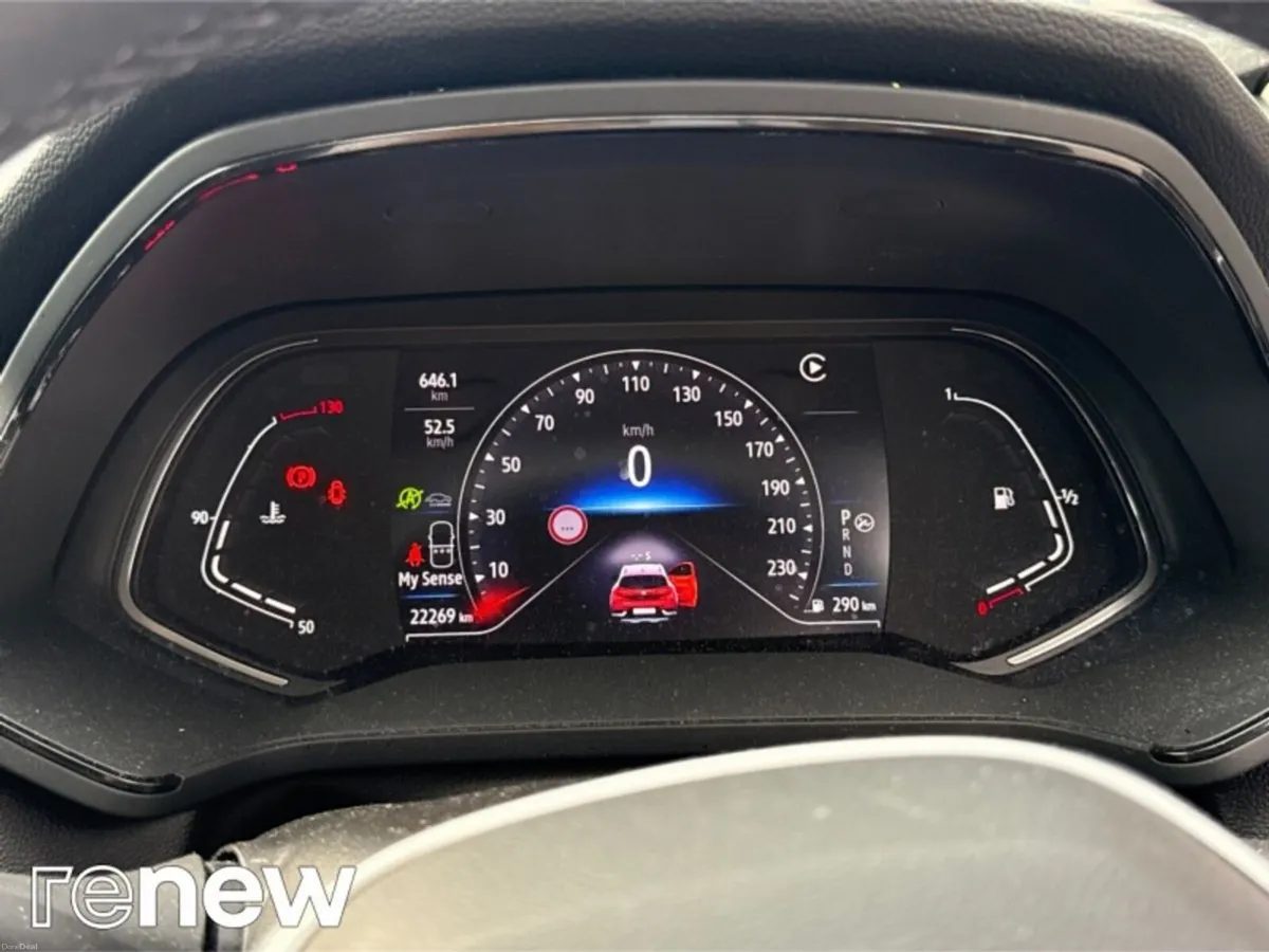 Renault Captur TCe 140 Auto Techno - Image 6