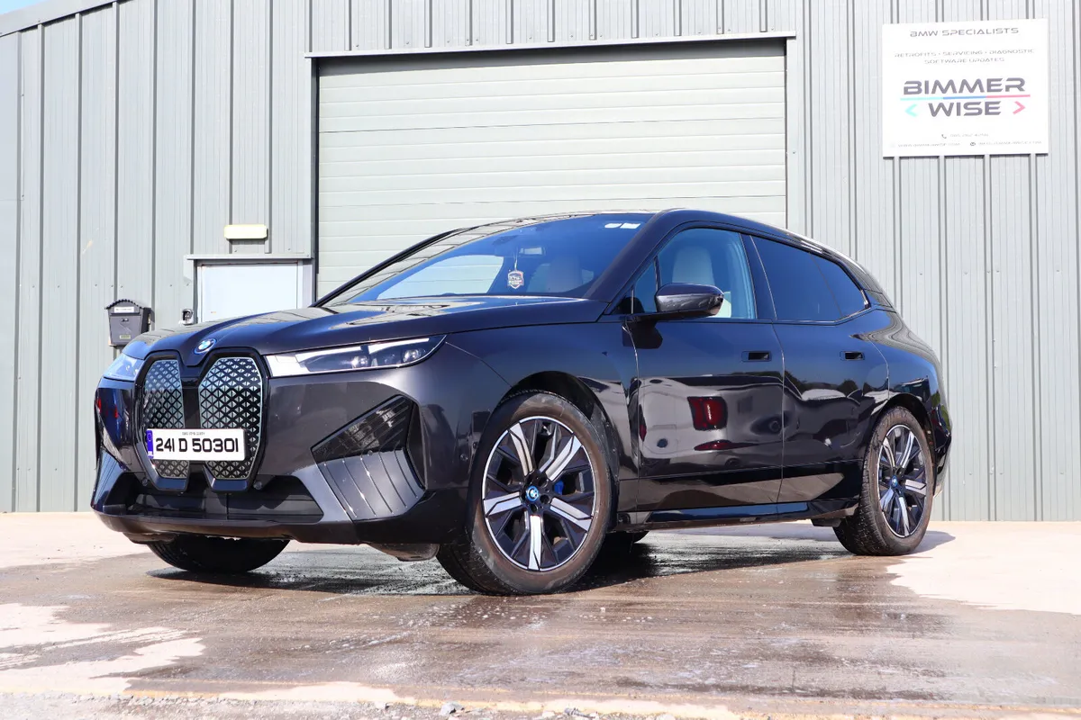 2024 BMW iX xDrive50M Sport|RANGE UP TO 631 |520HP - Image 3