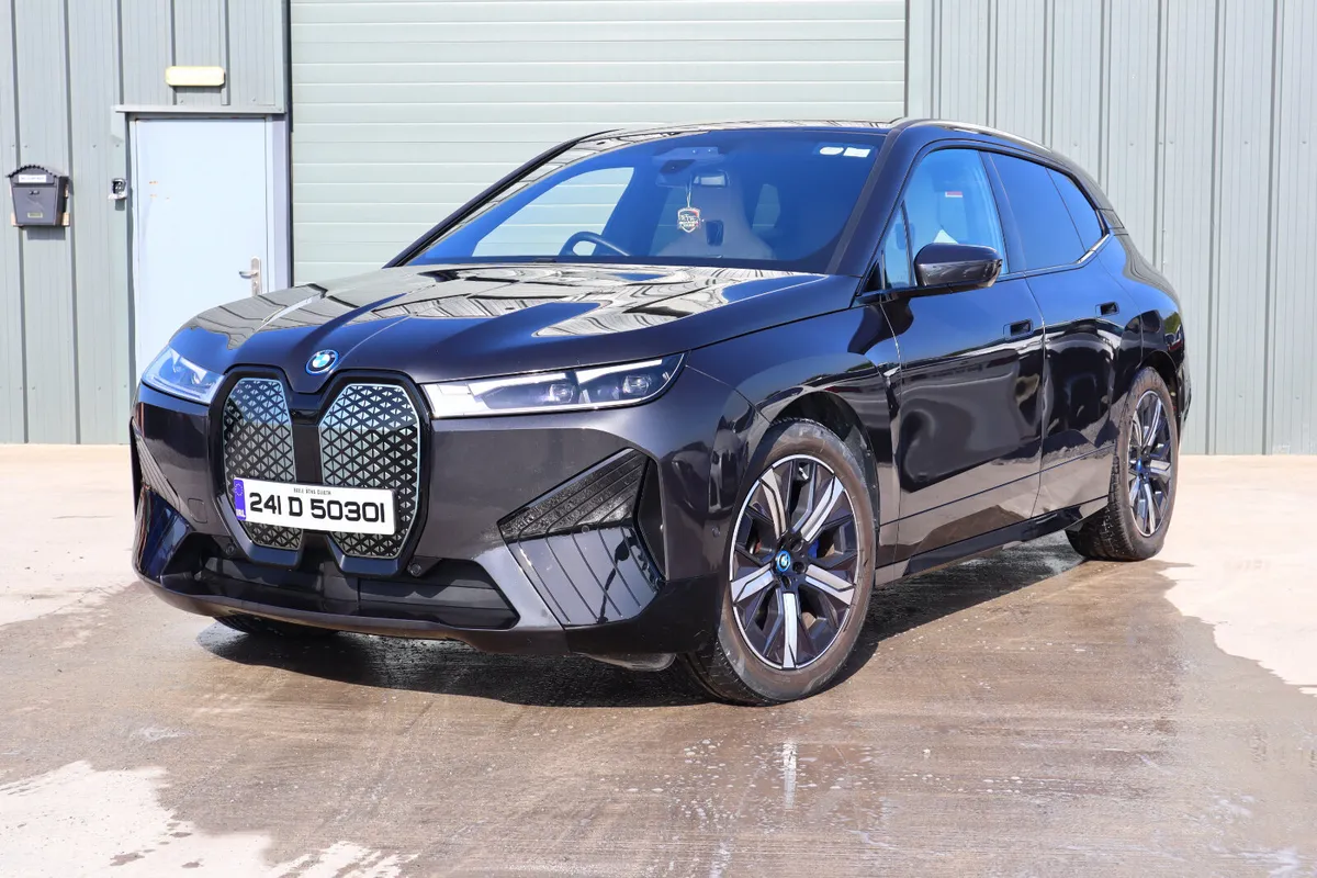 2024 BMW iX xDrive50M Sport|RANGE UP TO 631 |520HP - Image 1