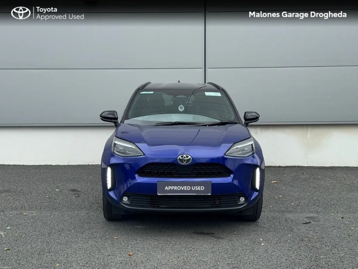 Toyota Yaris Cross 1.5 Hybrid Luna Sport Call Now - Image 5