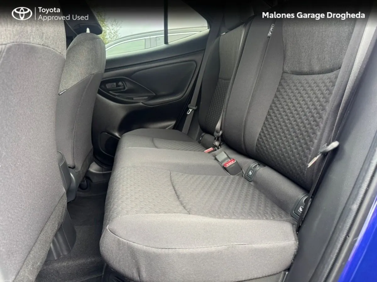 Toyota Yaris Cross 1.5 Hybrid Luna Sport Call Now - Image 6