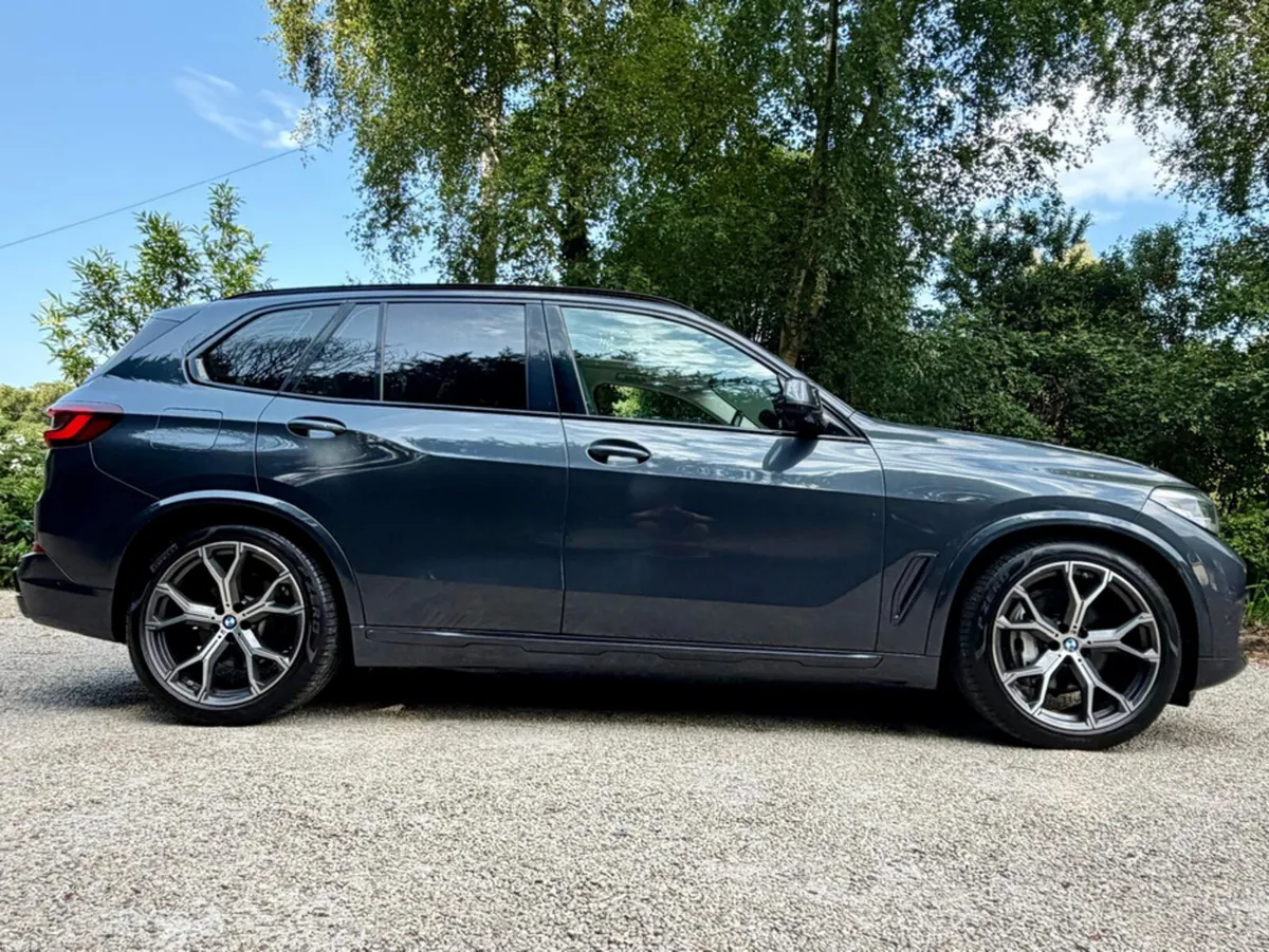 BMW X5 30D  X LINE *Panoramic Sunroof…Full BMW Ser - Image 3